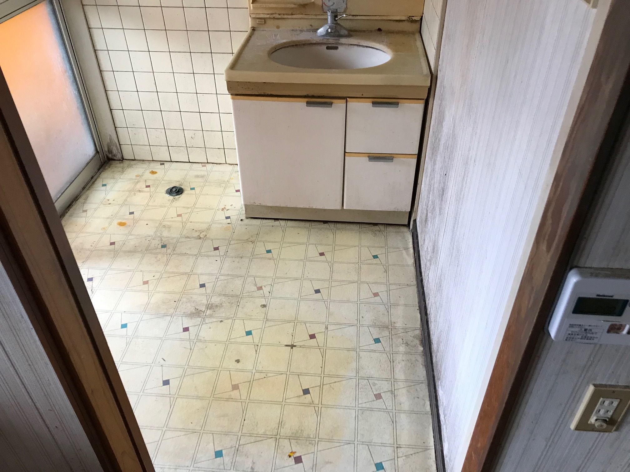 二森　洗面3