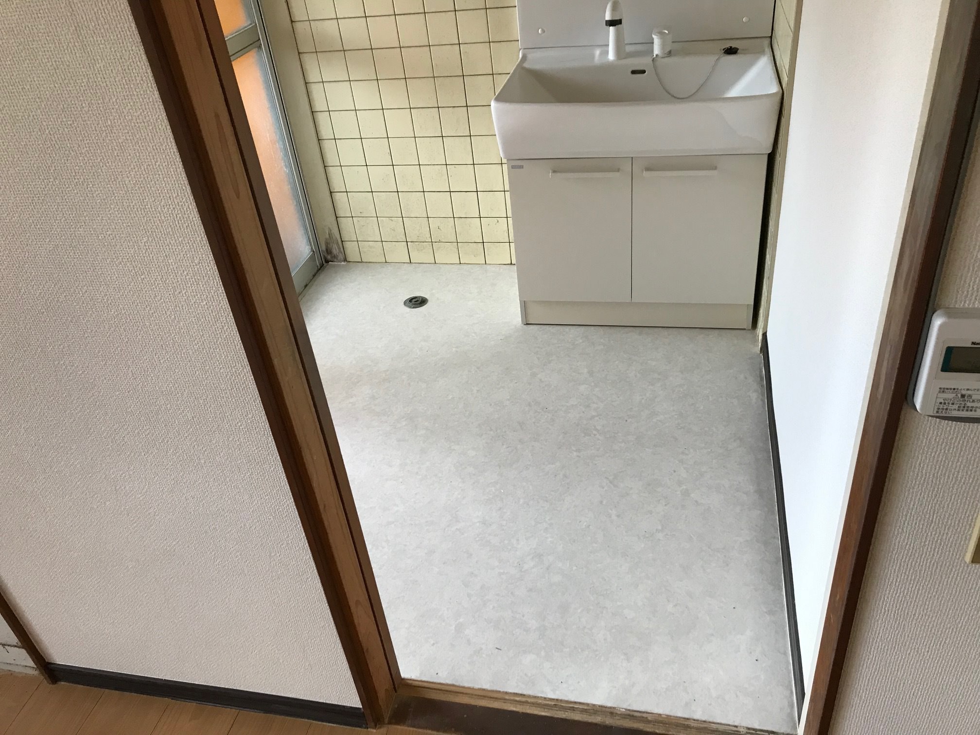 二森　洗面4